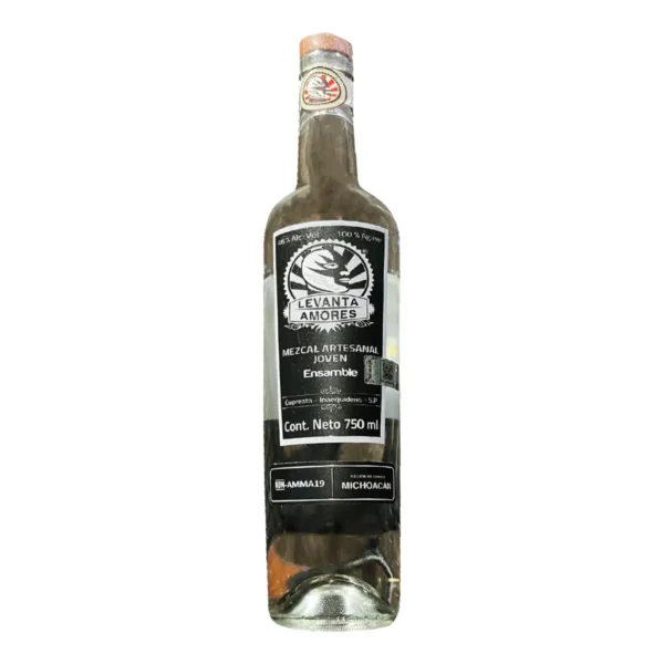 Mezcal Joven Levanta Amores ensamble 750 ml.