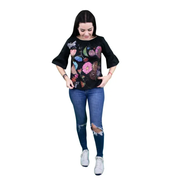 Blusa Negra Flores Aledra